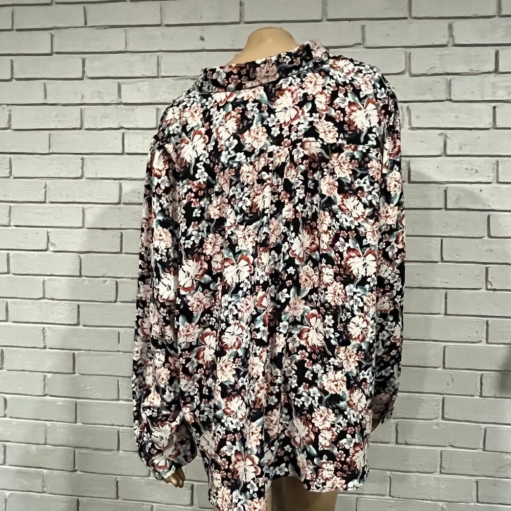 Lauren Conrad Womens Plus Size 2X Floral Print Long Sleeve Button Down Shirt Top - Picture 3 of 5
